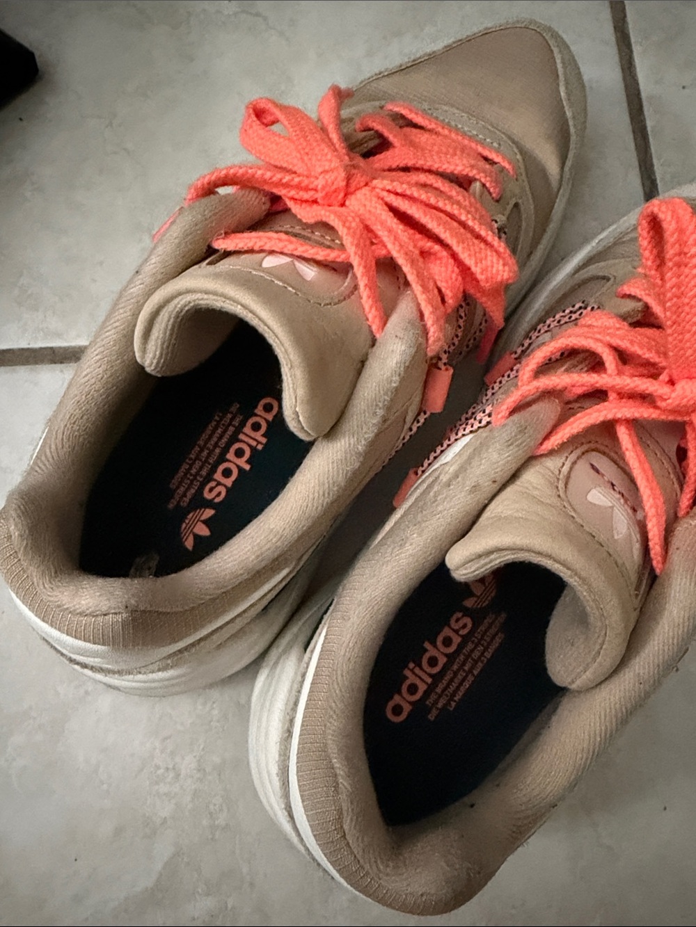 adidas Kids Tan Suede Sneakers with Bright Orange Laces - Picture 4 of 4